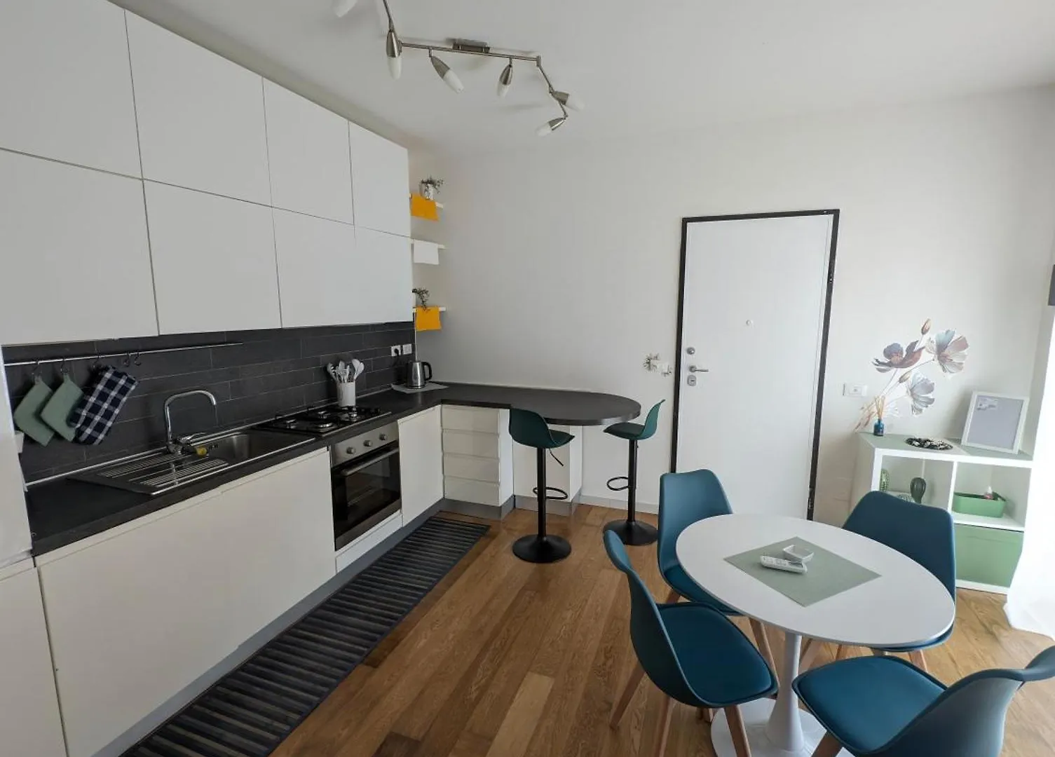Laspeziaduecentottanta Casa Vacanze 5 Terre La Spezia